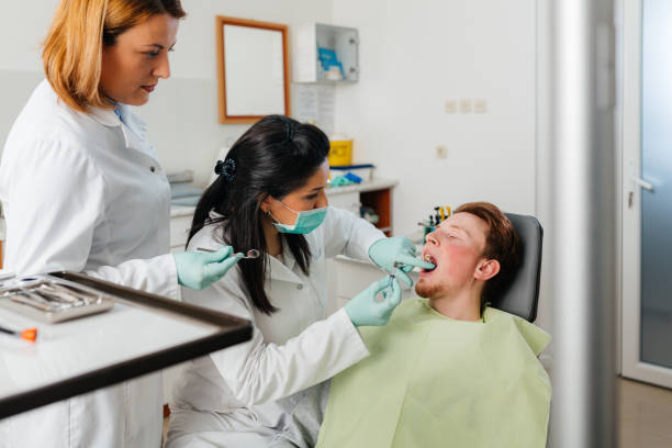 Best Dentist Open Late Near Me  in Lake Los Angeles, CA